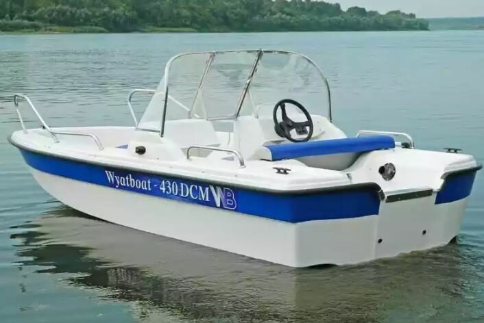 Стеклопластиковая лодка Wyatboat-430DCM (тримаран)/ Стеклопластиковый катер/ Лодки Wyatboat