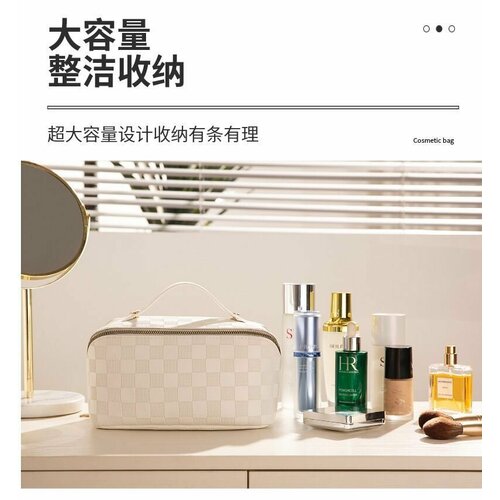 фото Косметичка 22х13, белый нет бренда