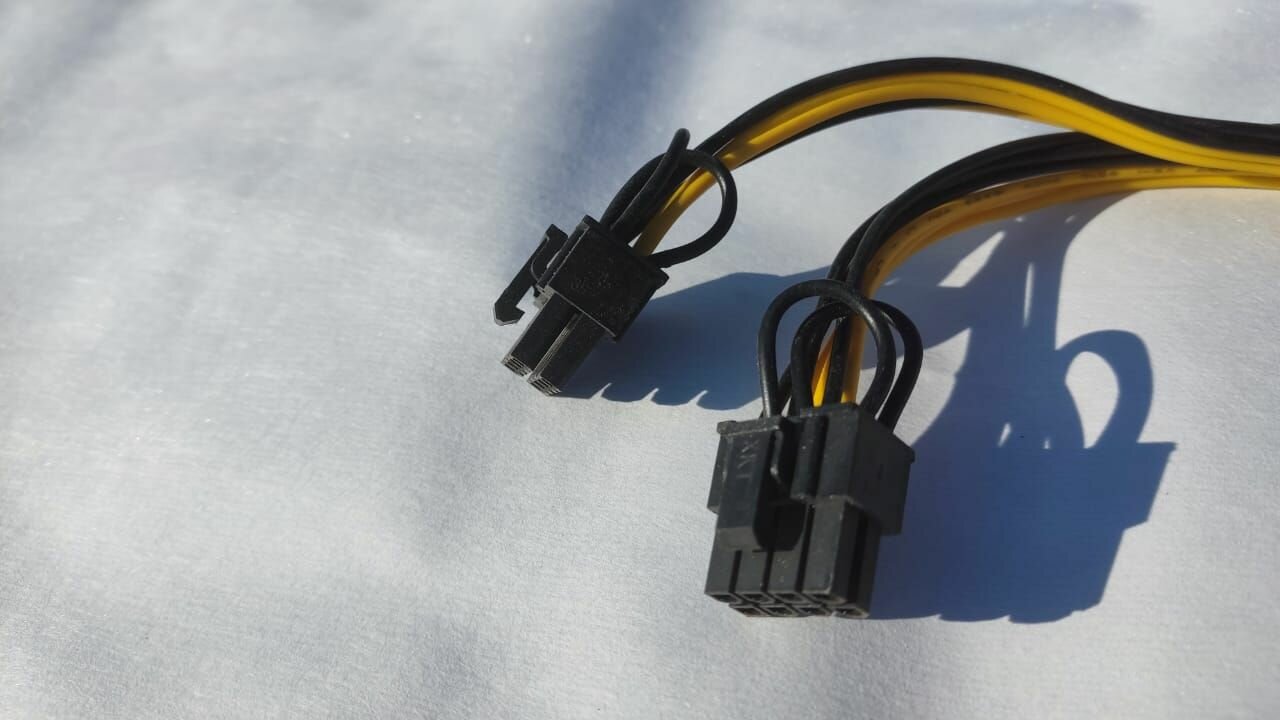 Разветвитель переходник питания для видеокарт 6 PIN на 2 x 8 PIN, 20 см — фото 1