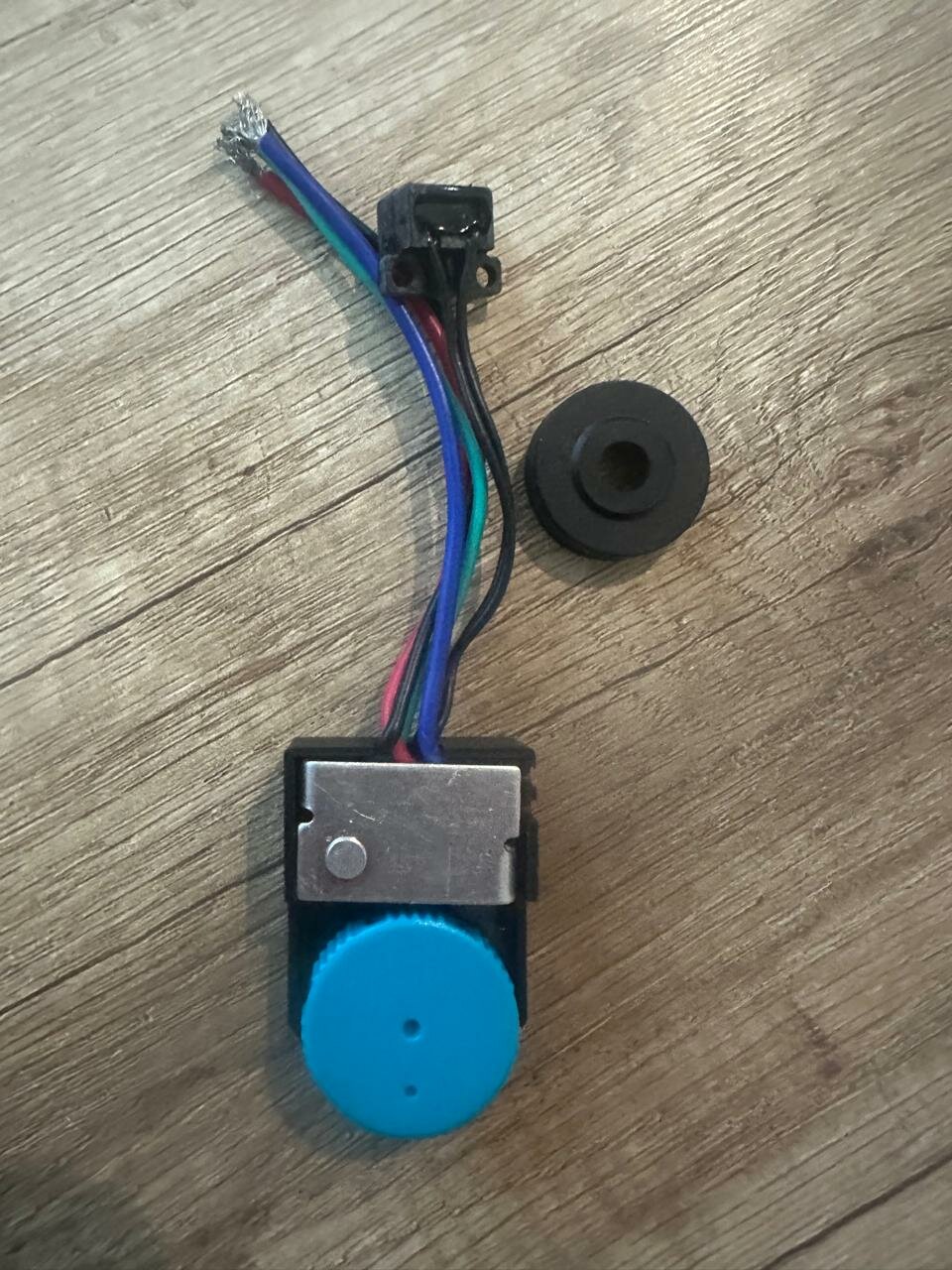 Регулятор оборотов для УШМ Bihui, запчасть в полном комплекте, оригинал — фото 1