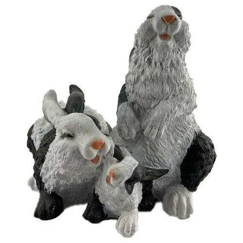 Садовая фигурка для дачи, сада и огорода на газон 'Зайцы-семейка 27x28x25 см'.