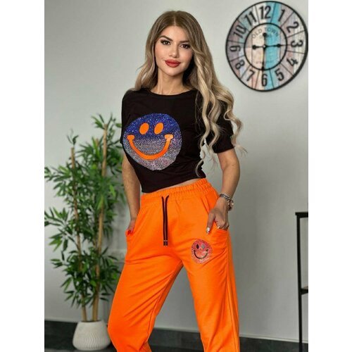 фото Костюм, футболка и брюки, повседневный стиль, размер s, черный, оранжевый без бренда