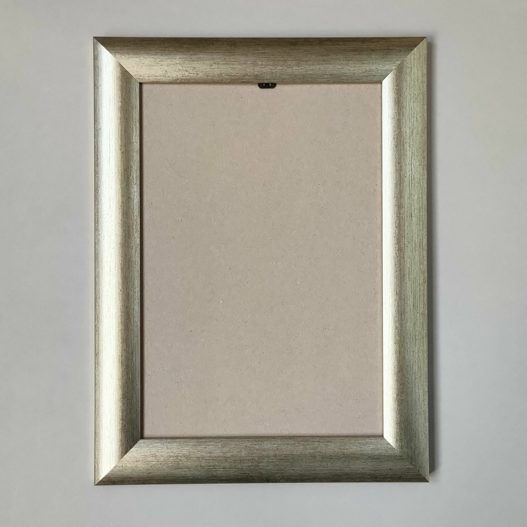 Багетная рама 19x35 см (BR08), пластиковая со стеклом и задником, цвет: серебро