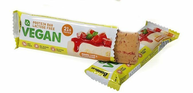 Батончики протеиновые веганские без сахара Bombbar, 12 шт по 60 г, вкус: банановый торт с клубникой