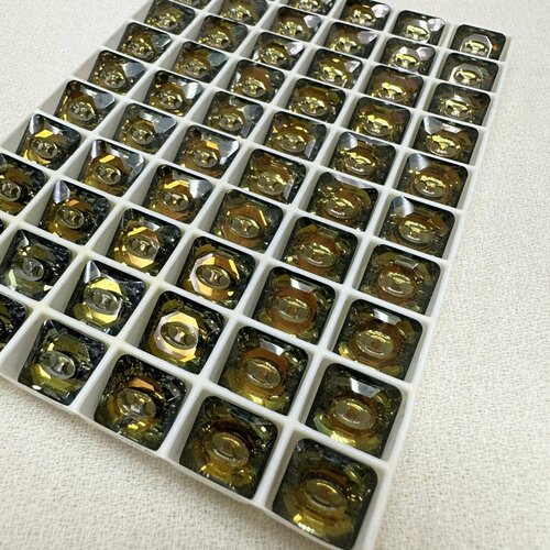 Квадратные Пуговицы Swarovski 10мм 5 шт 942₽