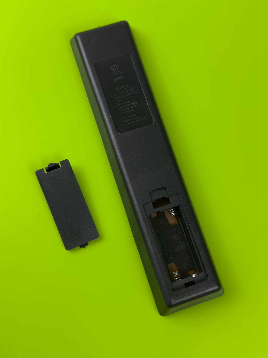 Пульт дистанционного управления универсальная, для телевизоров Rosso — фото 1