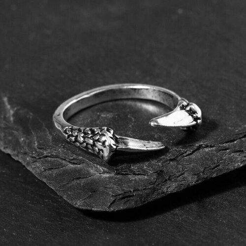 Кольцо, серебряный кольцо перстень хамелеон цвет чернёное серебро безразмерное