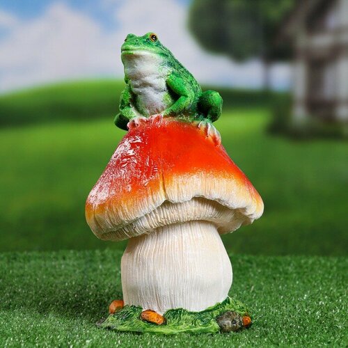 фигура декоративная садовая гриб с лягушкой средний мульт размеры 18 7 18 23 8 см ksmr 123283 f251 Садовая фигура Гриб с лягушкой 24х14х14см