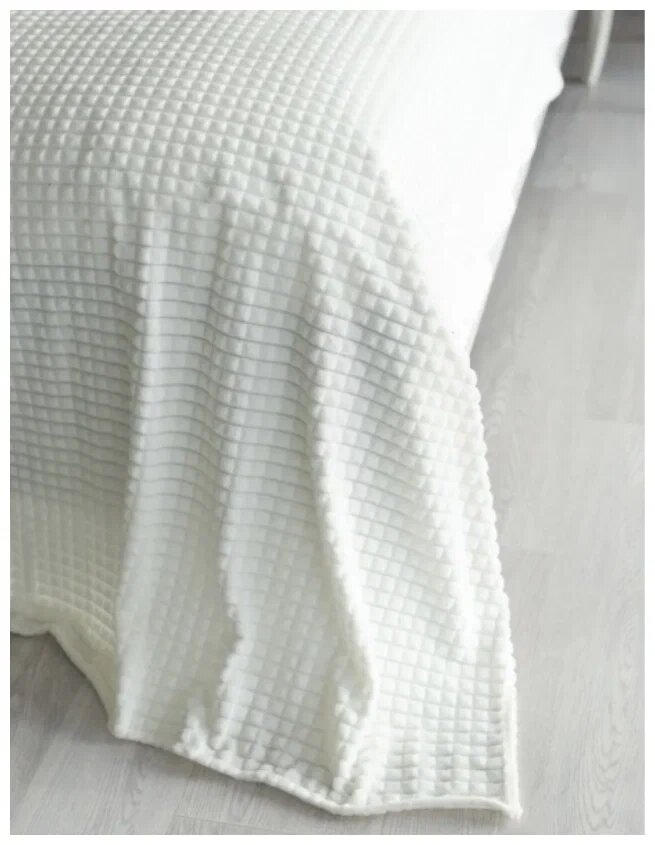 Плед покрывало Кубик велсофт флисовый мягкий теплый на кровать, диван накидка евро размер 200х220 , белый - фотография № 3