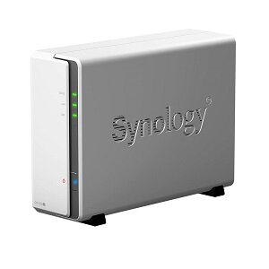 Synology DS120j Сетевое хранилище DC 800MhzCPU/ 512Mb/ up to 1HDDs/ SATA(3,5'')/ 2xUSB2.0/ 1GigEth/ iSCSI/ 2xIPcam (up to 5)/ 1xPS/ 2YW"