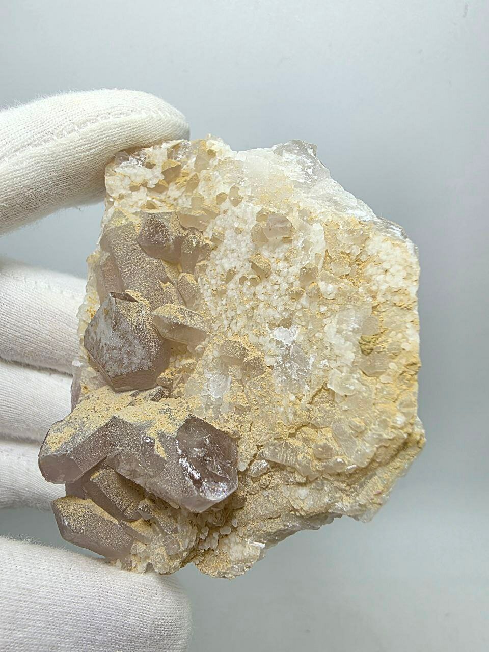 Друза кварца 81 мм, 101 г. — фото 1