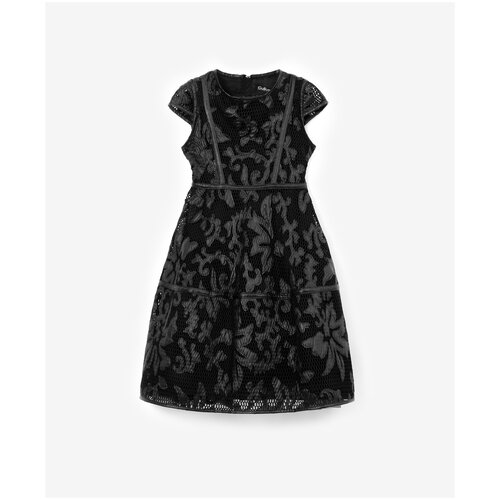 фото Платье gulliver, нарядное, флористический принт, размер 104, черный