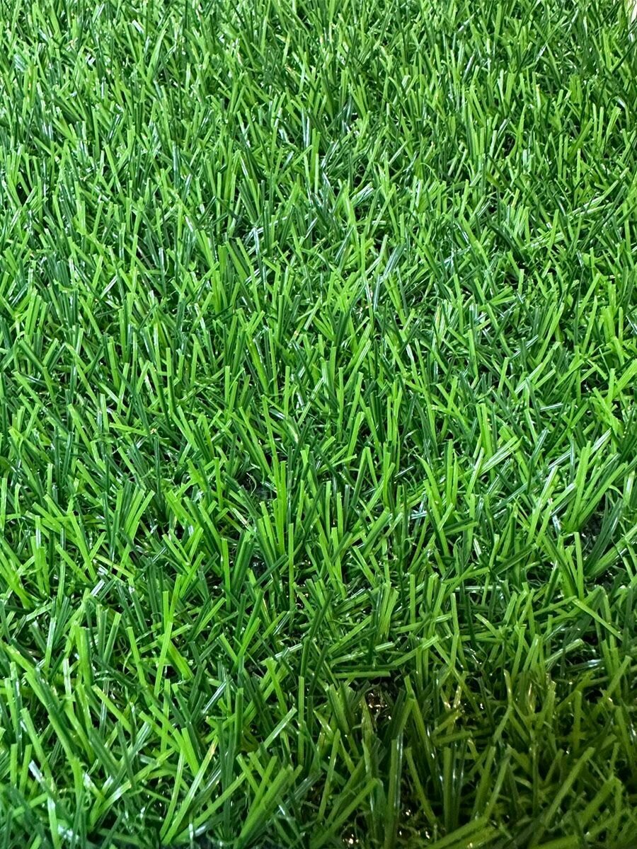 Искусственный газон трава в рулоне 100x200 см (высота ворса 20 мм)