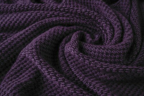 Ткань шерстяное букле фиолетового цвета