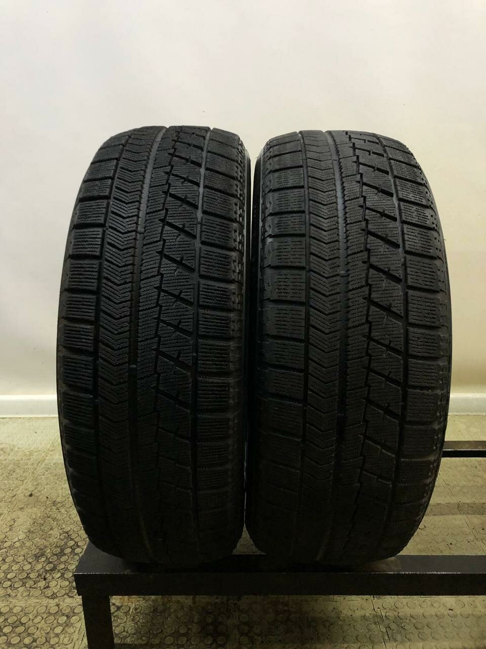 Bridgestone Blizzak VRX 215/60 R16 БУ Шины Зимние