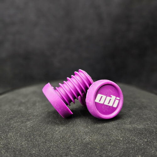 Заглушки руля (баренды, грипстопы) ODI, пара, фиолетовые