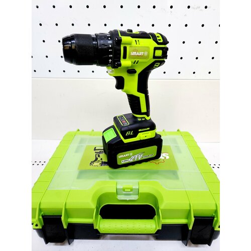 Аккумуляторный бесщеточный шуруповерт-дрель Smart 40Нм 21В 4Ач 2 акб кейс 709000₽