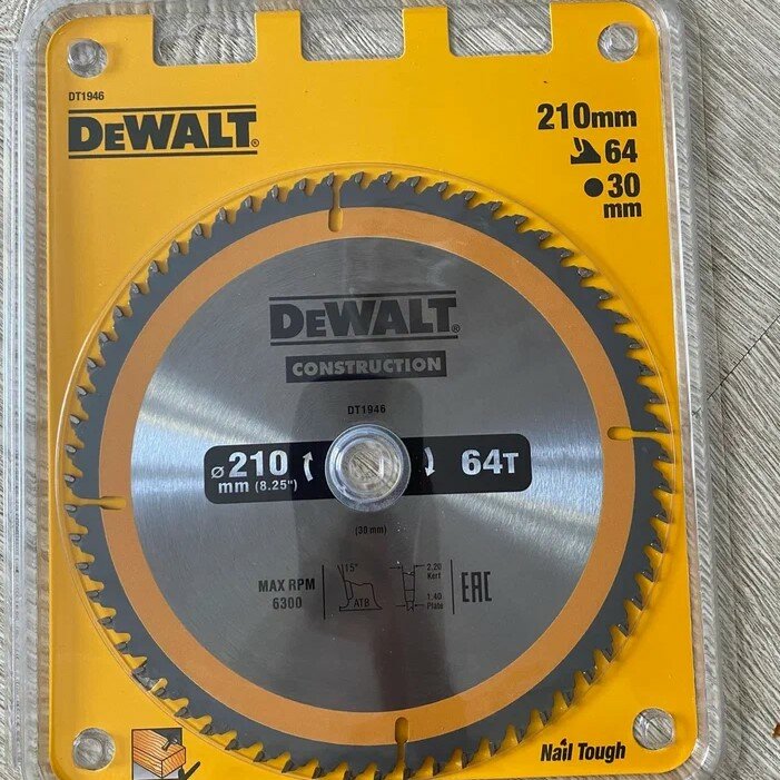 Диск пильный по дереву DEWALT CONSTRUCTION 210*1.5*30/64зубов