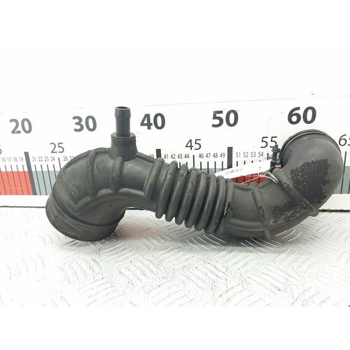 Патрубок воздушного фильтра Kia Sorento 1 281303E210 арт2026709 7110₽