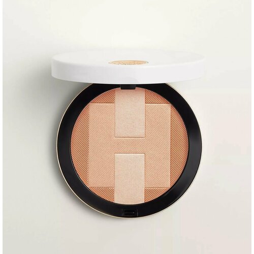 Herms минеральная пудра Plein Air H Trio Iridescent Mineral Powder оттенок 2 Corail Mojave 18 гр 10000₽