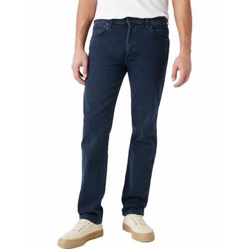 фото Джинсы классические wrangler men greensboro jeans, размер 31/32, синий