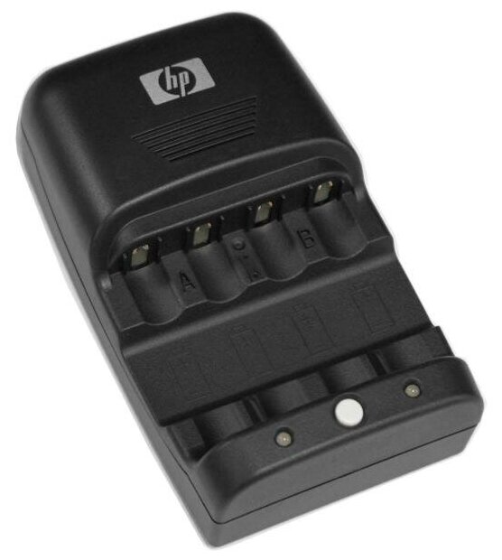 Зарядное устройство HP L1815A Quick Charger для 2 или 4 аккумуляторов AA NiMH 2000 мА питание от сети 220 вольт