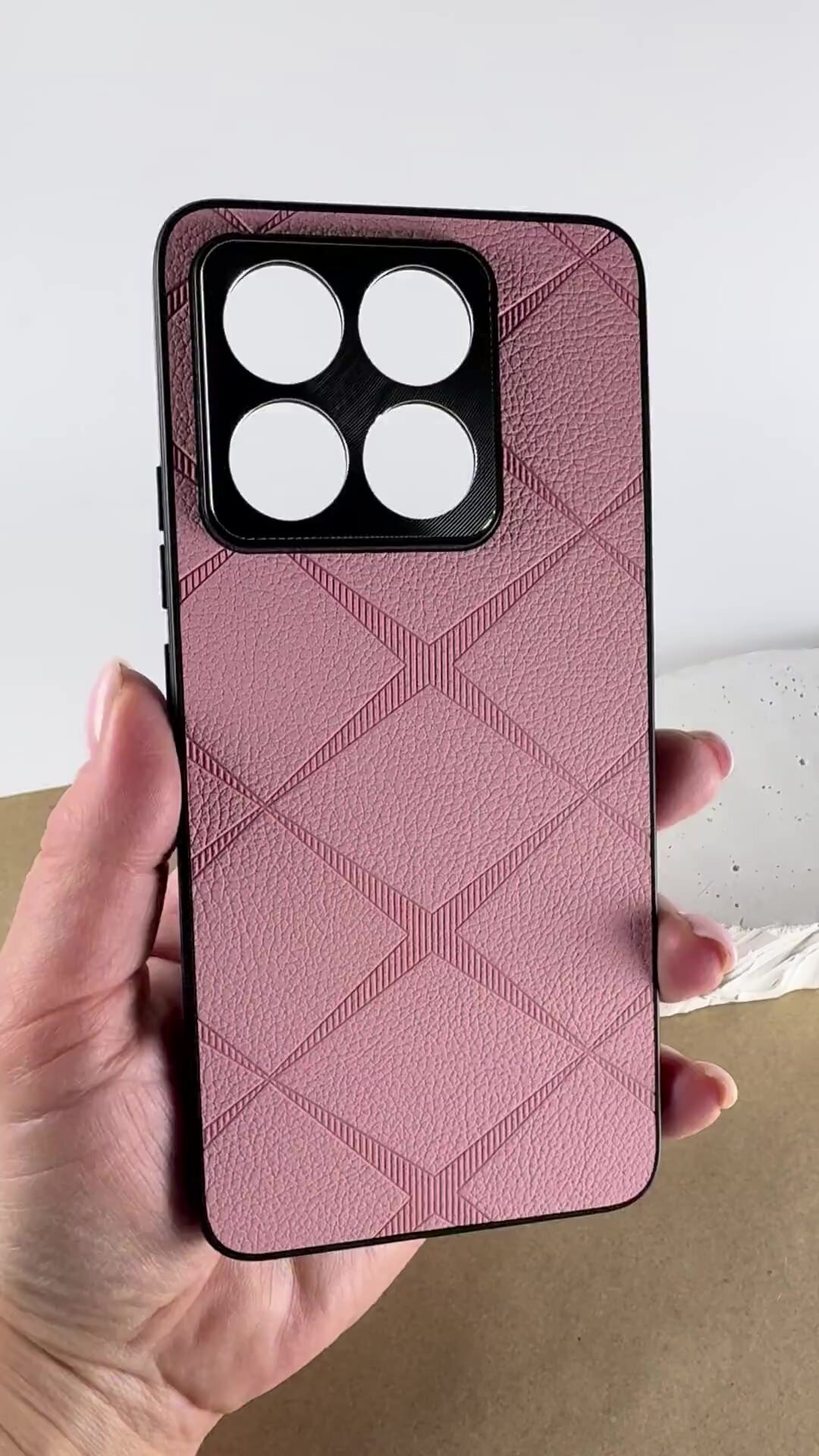 Чехол Xiaomi 14T (Чехол на Сяоми 14Т) с защитой камеры, текстура кожи, розовый — фото 1