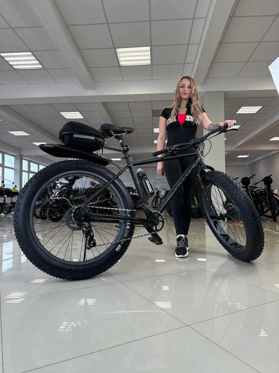 Фэтбайк Richiesto 222, 26 дюймов, 21 рама, Shimano, подходит для туризма