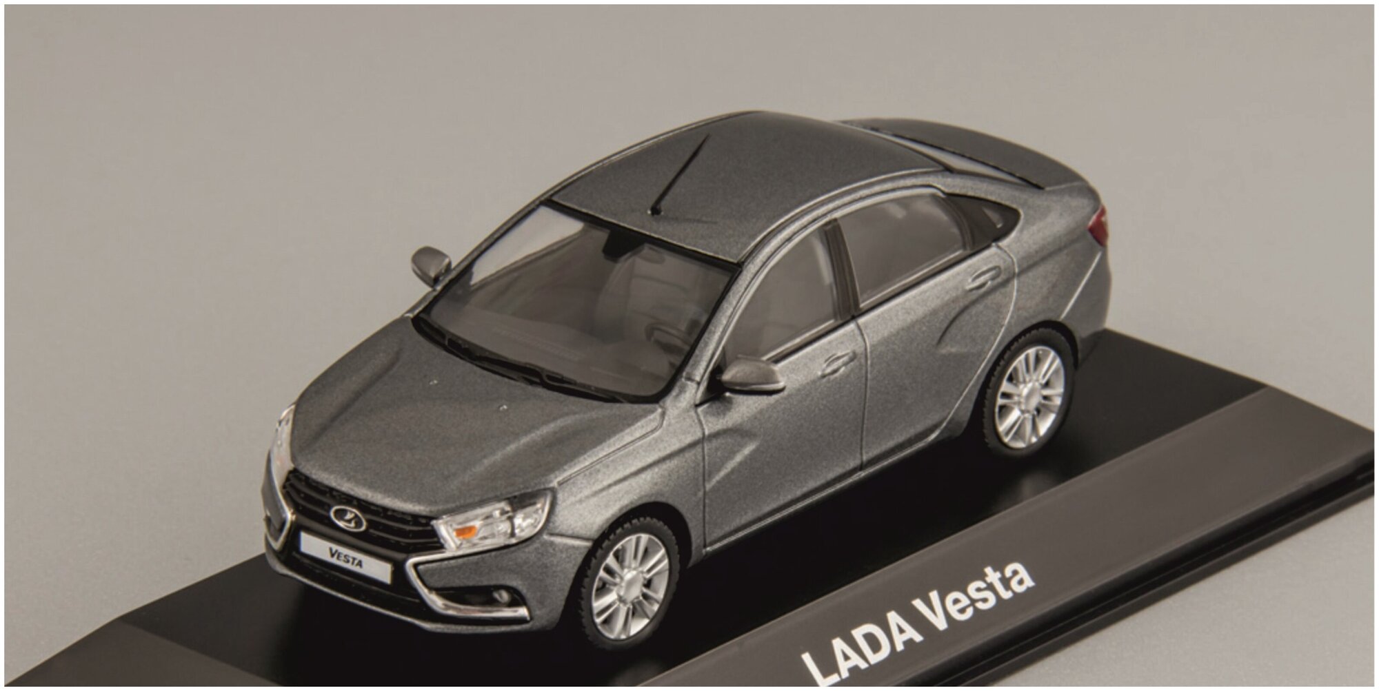 Масштабная модель LADA VESTA