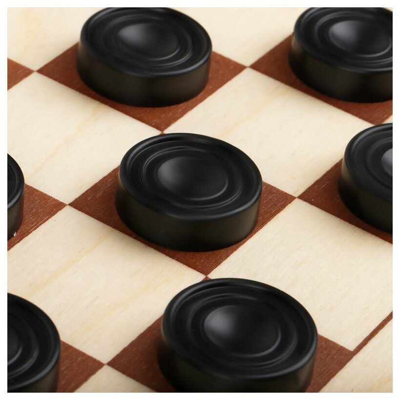 Настольная игра Три Совы Шахматы, шашки обиходные, пластиковые с деревянной доской 29*29см