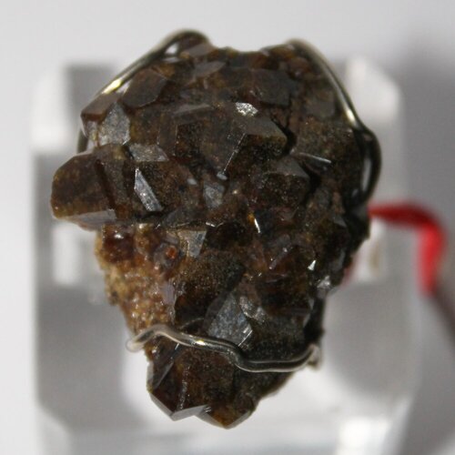 Кольцо True Stones, гранат, размер 19, коричневый образец гранат андрадит xs 3 4 см