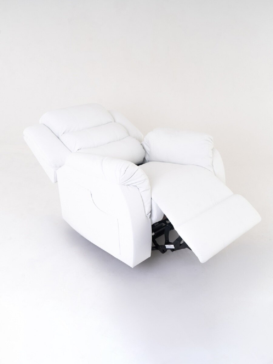Кресло реклайнер с электроприводом, раскладывается на 180°, искусственная кожа, Белый - фотография № 6