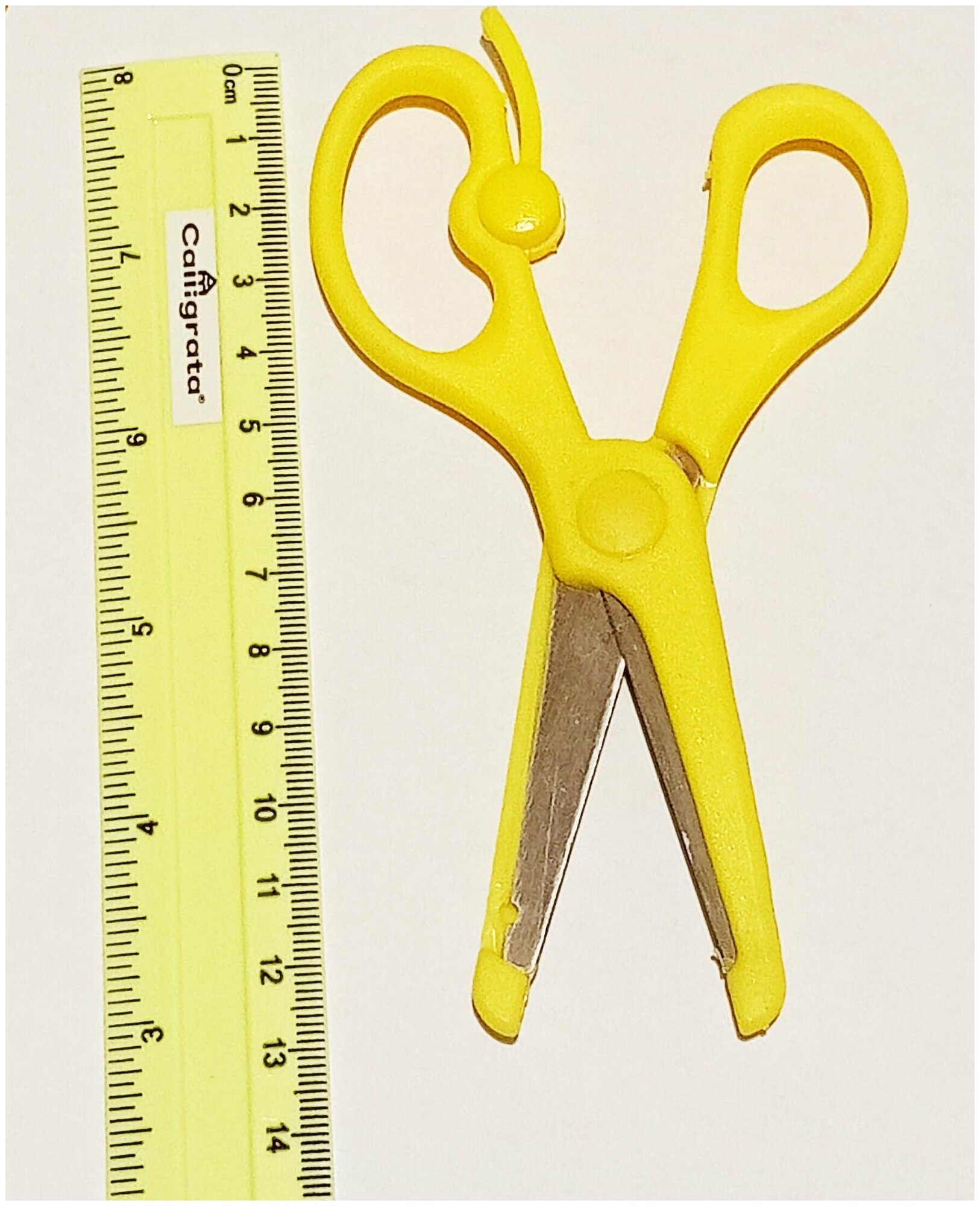 Ножницы детские пластиковые 13 см, фиксатор, с металлическими лезвиями и закруглёнными концами, безопасные