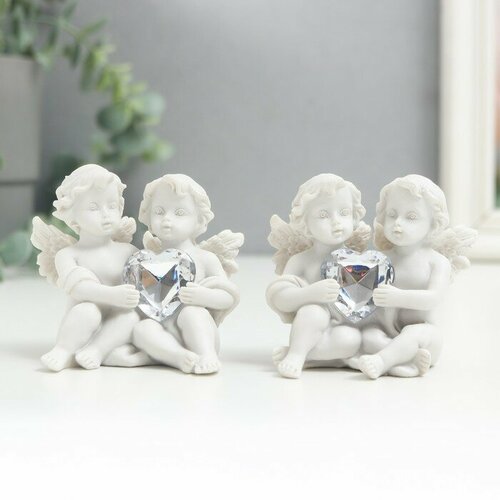 SUI Сувенир полистоун Ангелочки с хрустальным сердцем 65х75х5 см микс 743₽