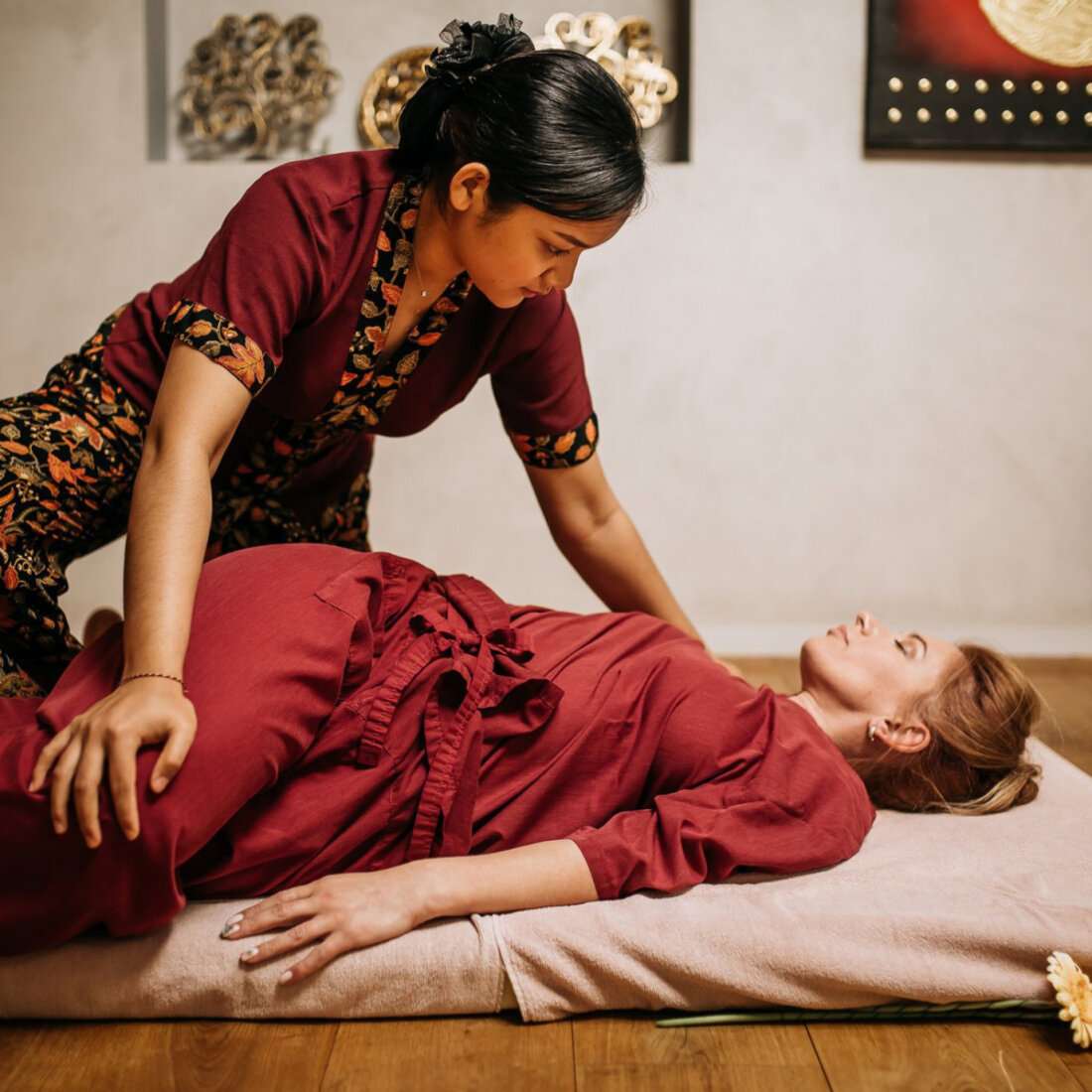 Сертификат "Тайский массаж на Ваш выбор (тайский/oil/cпина) 60 мин."