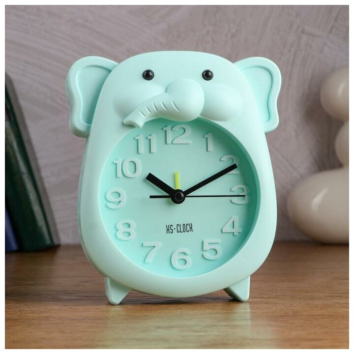Часы - будильник "Слонёнок", с подвесом, дискретный ход, 14.5 х 5 х 16.5 см, d-10.5 см, АА
