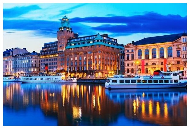 Постер на холсте Вид на реку, яхты и старый город Стокгольма 75см. x 50см.