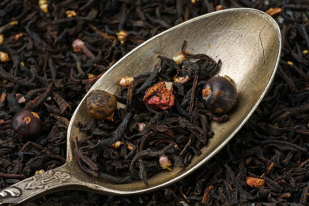 Чай черный листовой "Английский Садовник", Унция, с ягодами, упаковка 56,7 гр