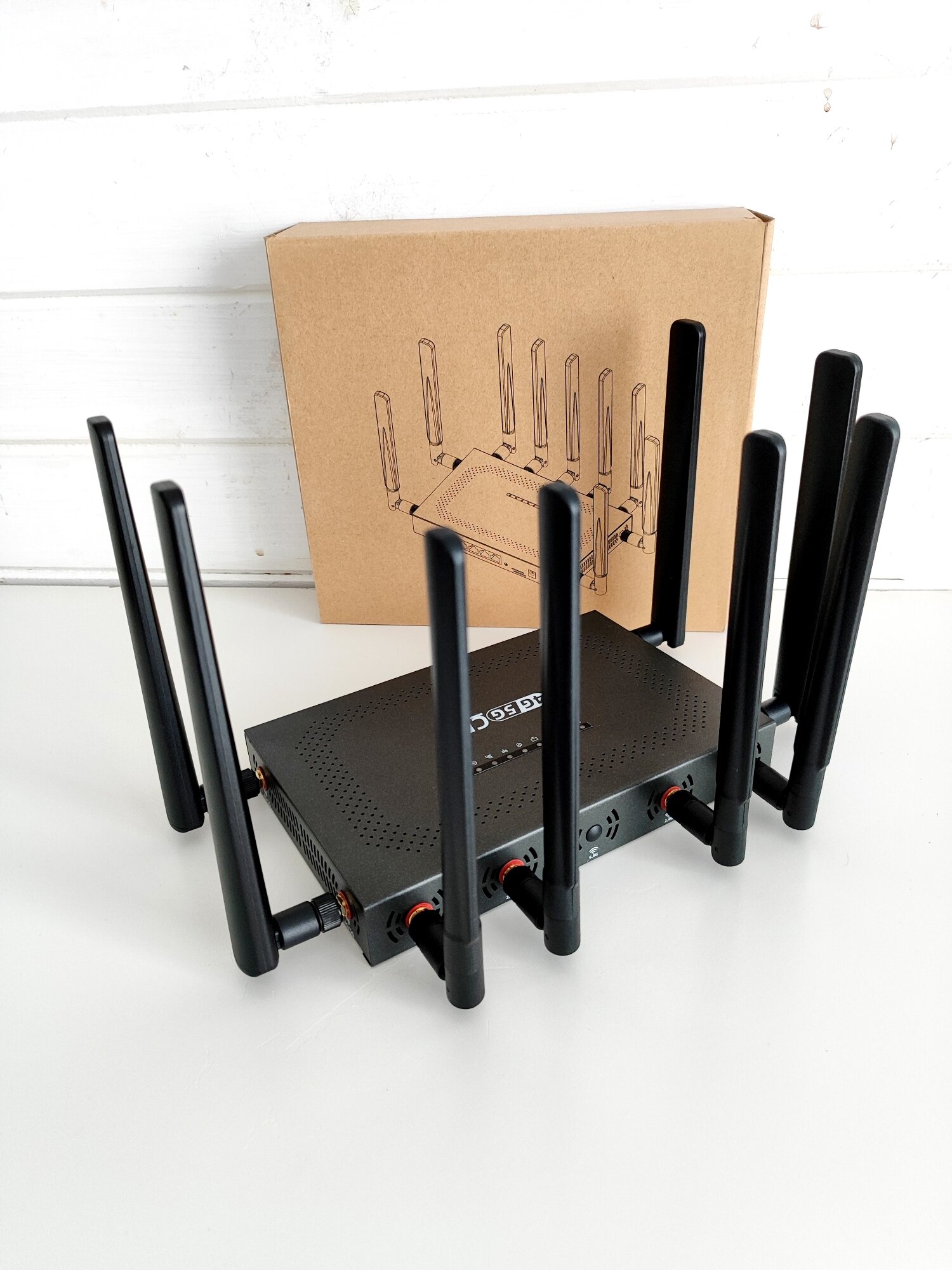 Прошитый WIFI роутер 5G LTE+ 4G 3G Z8105AX Zyxel Cat.22 с поддержкой сим карты MIMO 4x4 2000мбит/с двухдиапазонный — фото 1