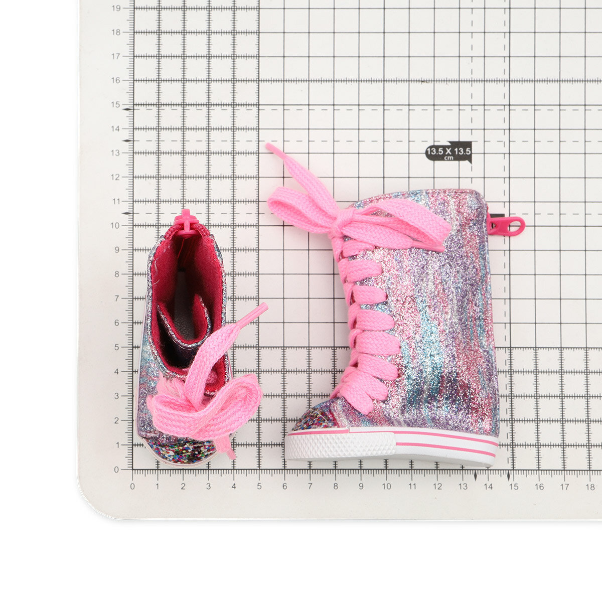 Ботиночки для кукол Astra&Craft, 7x3.5x7.5 см, 1 пара, аксессуары для игрушек, кукольная обувь — фото 1