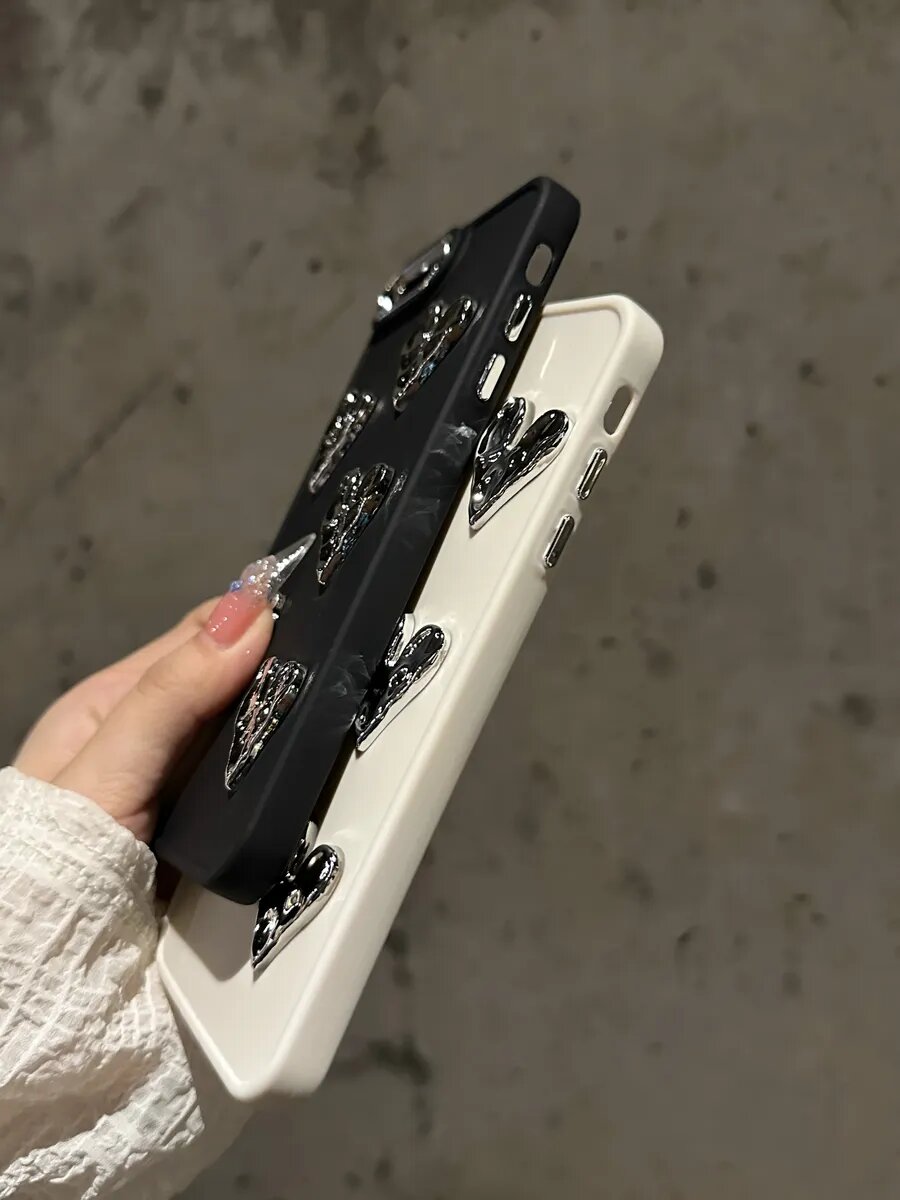 Чехол на iPhone 7/8 Plus О'кейси, с зеркальными сердцами, черный — фото 1