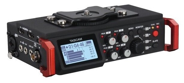 Студийный рекордер/проигрыватель TASCAM DR-701D