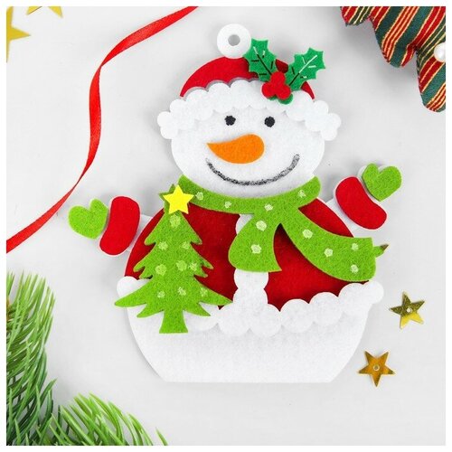 Набор для творчества - создай ёлочное украшение из фетра «Снеговик с ёлочкой» ёлочное украшение новогодняя сказка снеговик 12 см пластик
