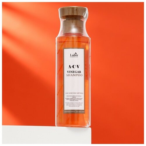 Шампунь для волос с яблочным уксусом Lador ACV Vinegar Shampoo, 150 мл