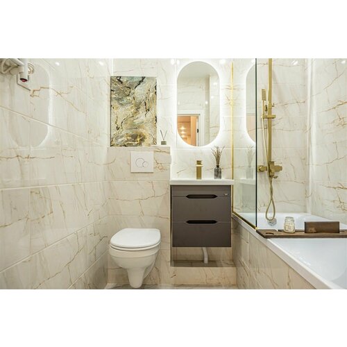 Зеркало для ванной комнаты Mirror room 55x95 с LED-подсветкой и сенсорным выключателем