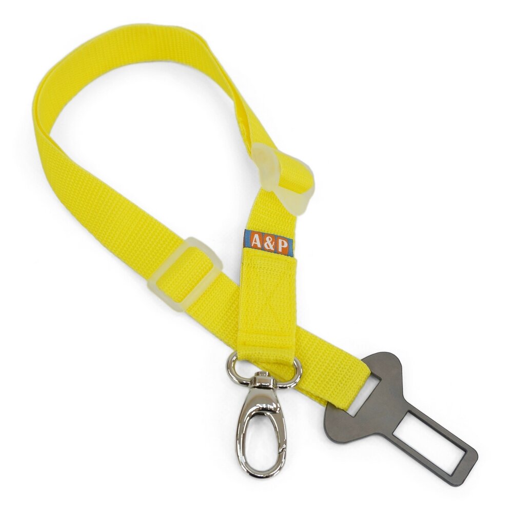 Ремень безопасности автомобильный для собак. Цвет: желтый.