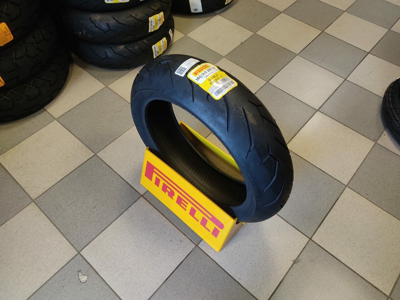Pirelli diablo rosso ii 160/60 zr17 69w tl rear — фото 4
