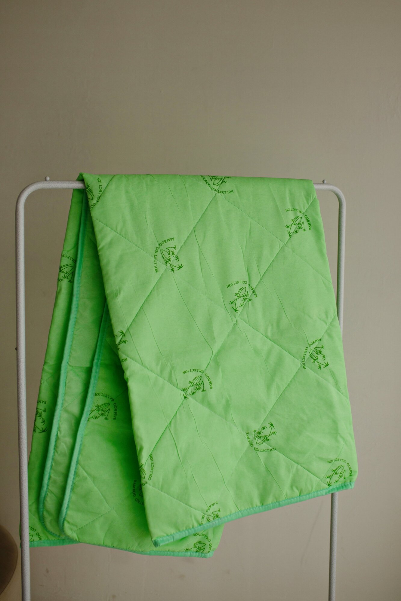 Одеяло Евро 200x220 см, Летнее, облегченное, с наполнителем Бамбуковое волокно - фотография № 4