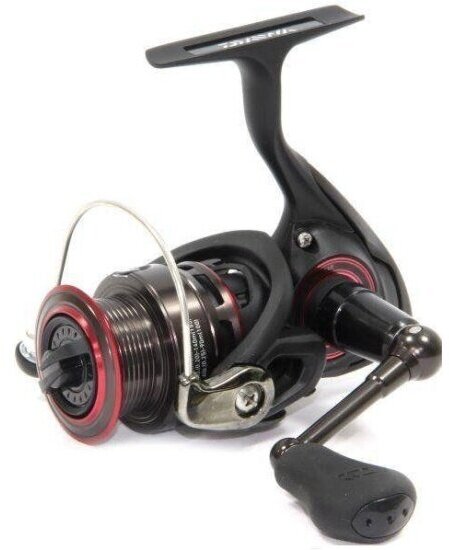 Катушка безынерционная Daiwa LG 1500A