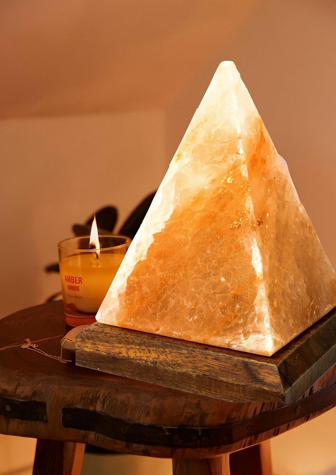 Соляная лампа "Пирамида" Barry Pyramide (гималайская соль), настольная - фотография № 1